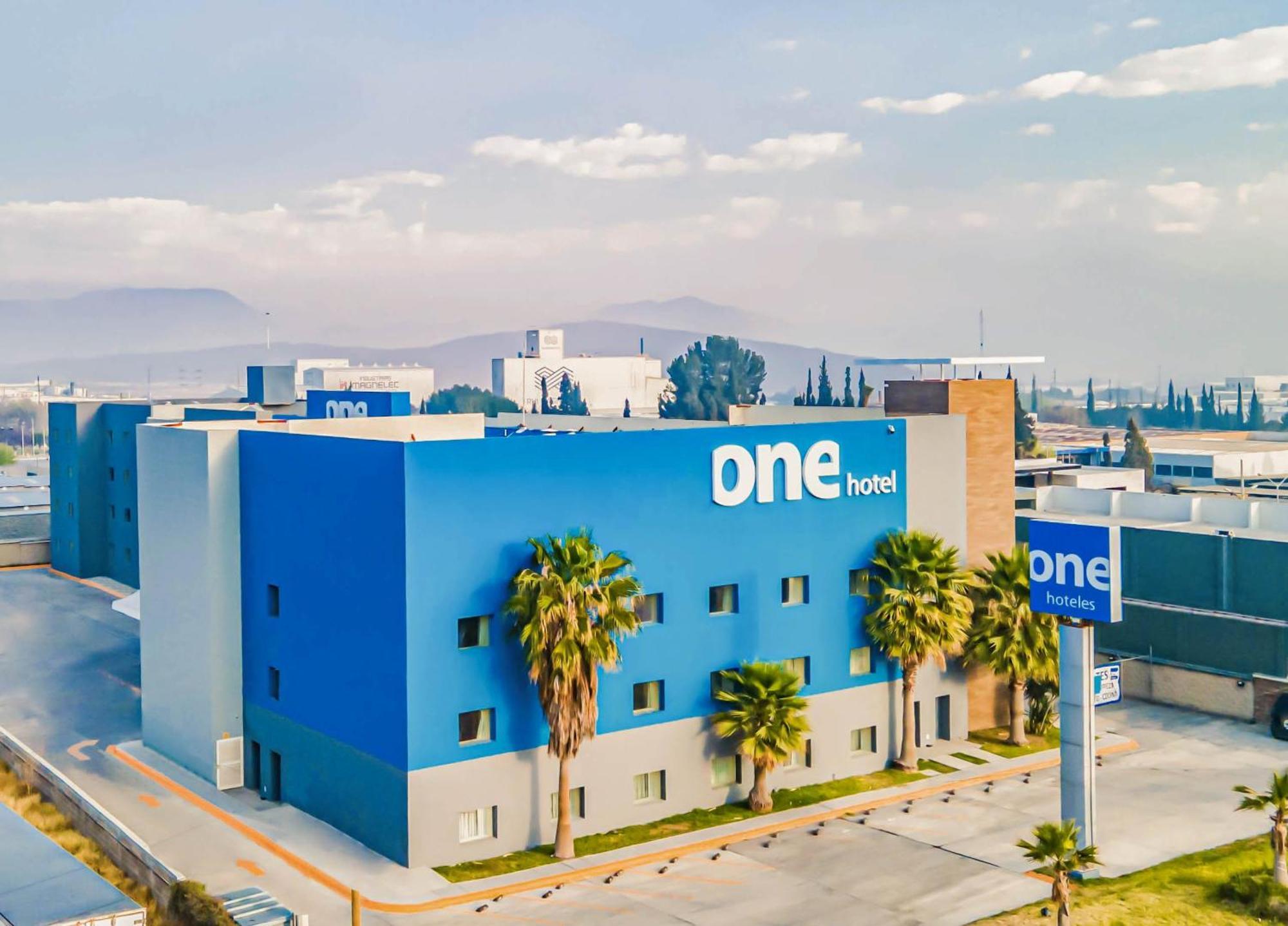 One Saltillo Aeropuerto 外观 照片